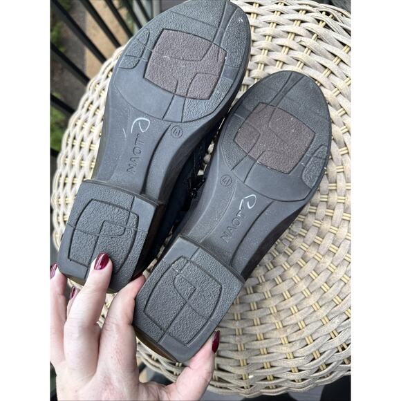 Naot Nefasi Womens Black Velvet Nubuck Side Zip Ankle Boots Size 41 US 10 - Picture 13 of 16